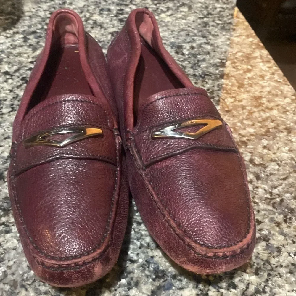Prada Women’s burgundy women Sz 9